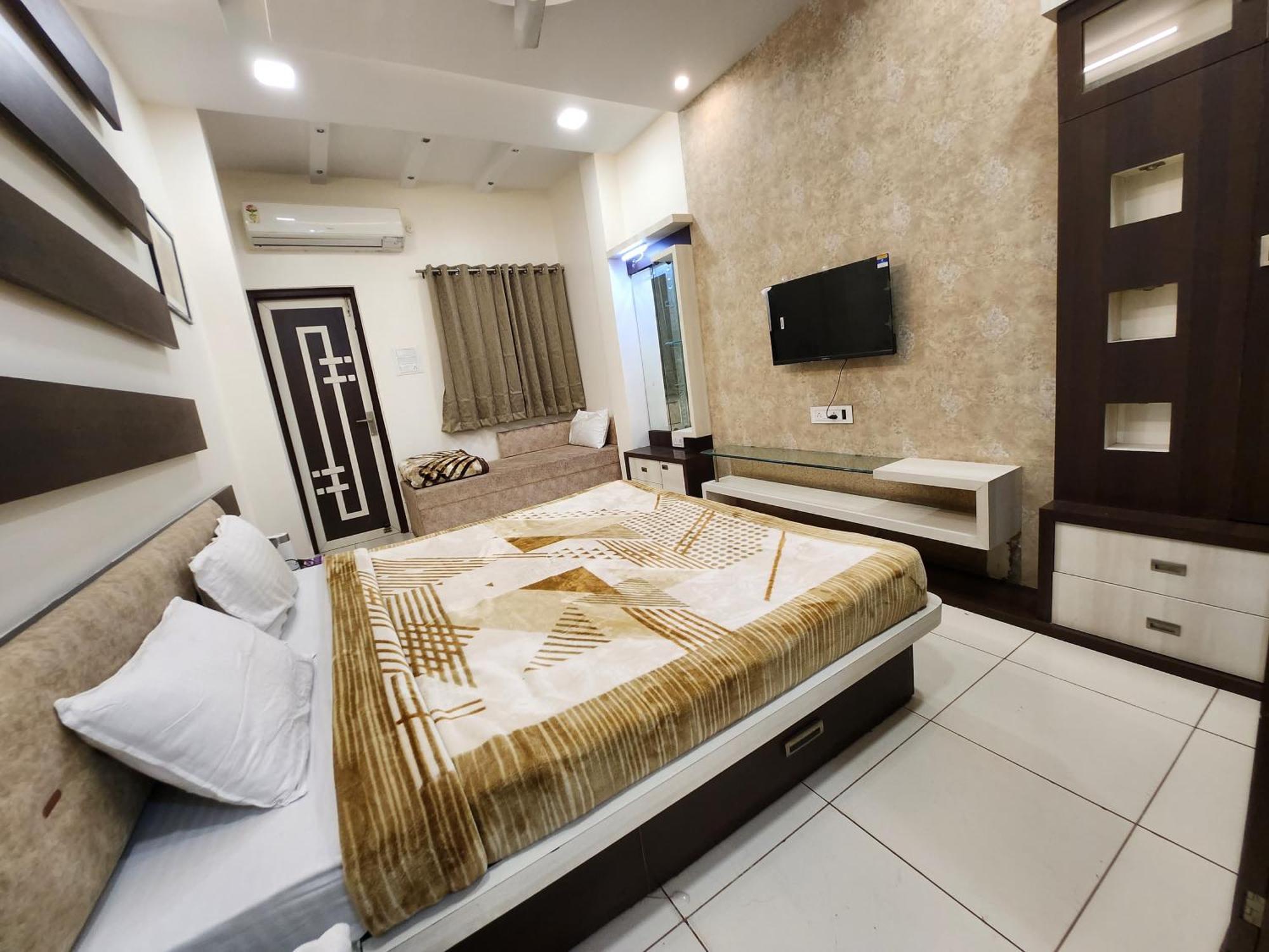 Hotel Anantshree Ujjain Exterior photo